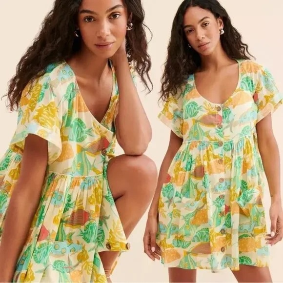 Free People Beachy Coastal Oceana Fish Tunic Mini Dress Size Medium NWOT - Picture 1 of 10